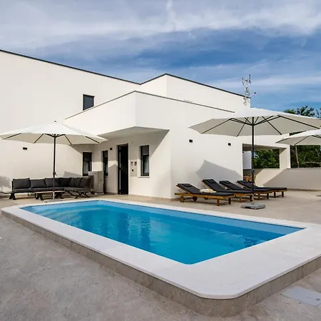 Antica By Adriatic Luxury Lopar