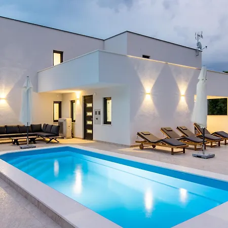 Antica By Adriatic Luxury Villa *